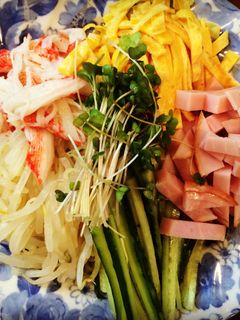 トマト嫌いでも彩り鮮やかな冷やし中華-レシピのメイン写真
