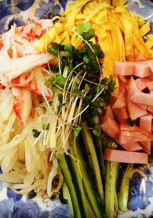 トマト嫌いでも彩り鮮やかな冷やし中華-レシピのメイン写真