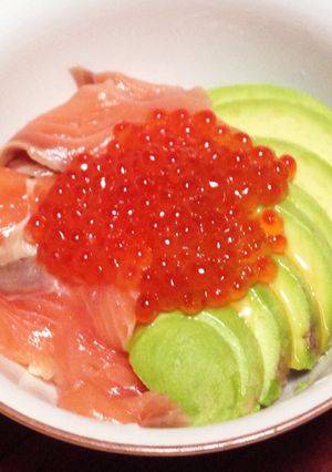 サーモンいくらアボカド丼 ☆美容効果☆-レシピのメイン写真