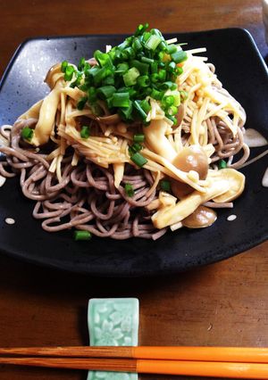 暑い日に！！自家製ナメタケそば^_^-レシピのメイン写真