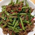 インゲンと牛肉の胡麻味噌炒め