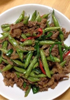 インゲンと牛肉の胡麻味噌炒め-レシピのメイン写真