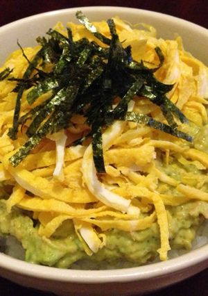 絶賛！☆アボカド鮭フレーク丼☆-レシピのメイン写真