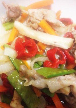 レンジで簡単コンソメ風味豚肉と彩り野菜-レシピのメイン写真