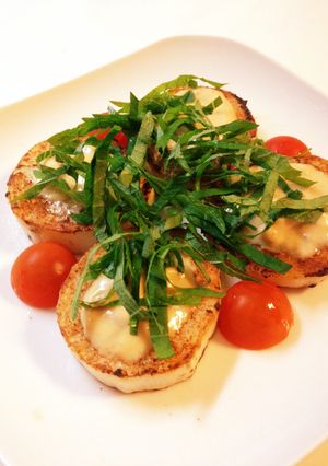 山芋のバター焼き梅マヨ大葉のせ♪簡単♪-レシピのメイン写真