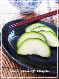ズッキーニのぬか漬け-レシピのメイン写真