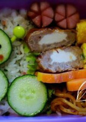 簡単キャラ弁☆きゅうりでいもむし-レシピのメイン写真