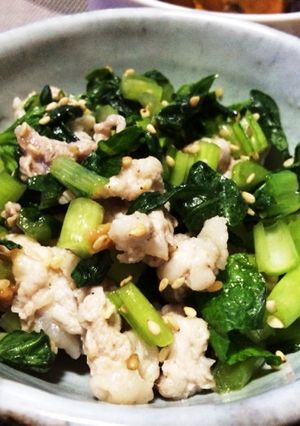 小松菜とゆで豚肉の醤油麹和え-レシピのメイン写真