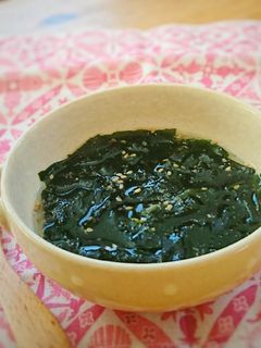 秒速!昆布茶で旨うま☆わかめスープ☆-レシピのメイン写真