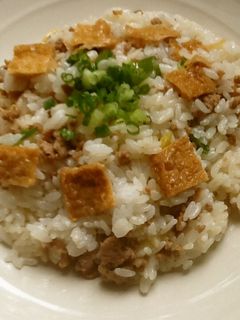 稲荷あげと豚ひき肉で簡単まぜご飯☆-レシピのメイン写真