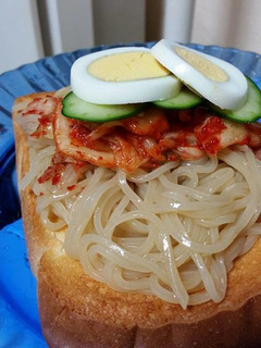 夏メニュー♡本場鶴橋焼肉屋風冷麺トースト-レシピのメイン写真