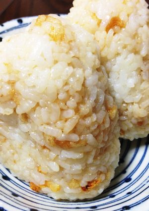 まるで天むす♡天かすおにぎり♪-レシピのメイン写真