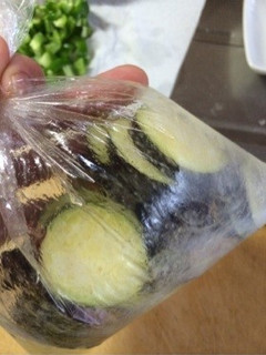 茄子に油を早く回す方法-レシピのメイン写真