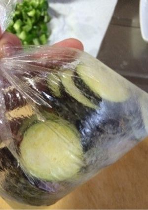 茄子に油を早く回す方法-レシピのメイン写真