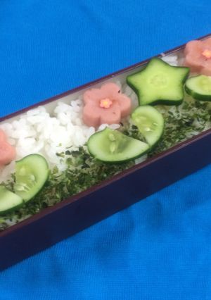 お花畑のお弁当-レシピのメイン写真