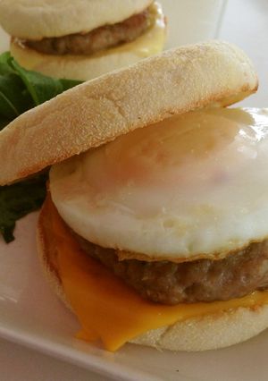 朝マックのソーセージエッグマフィン再現☆-レシピのメイン写真