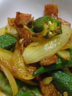 オクラとベーコンのカレー炒め-レシピのメイン写真
