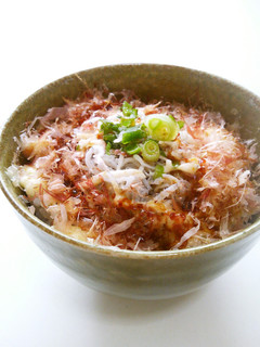 おかかマヨ醤油のとろ~り♪しらすご飯-レシピのメイン写真