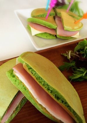 ハム＆チーズのほうれん草パンケーキサンド-レシピのメイン写真