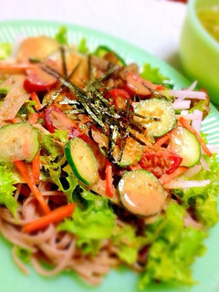 簡単 豆乳ゴマだれ まろやかサラダ蕎麦-レシピのメイン写真