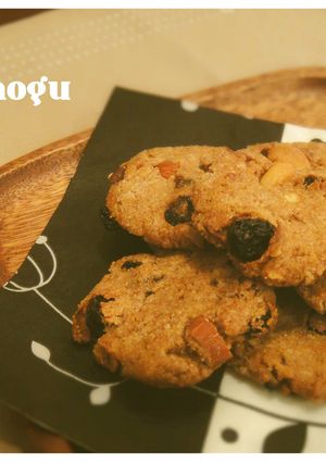 マクロビ*レーズンとナッツのクッキー-レシピのメイン写真