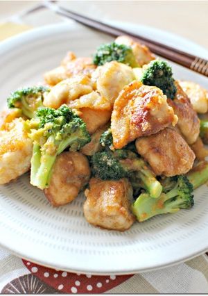鶏肉とブロッコリーのピーナッツソース炒め-レシピのメイン写真
