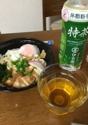 冷やしうどんと特茶-レシピのメイン写真