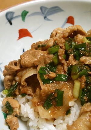 簡単♪生姜焼き丼-レシピのメイン写真