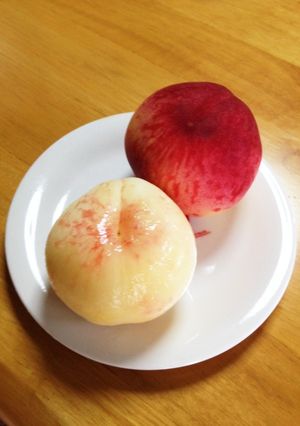 母直伝☆桃の皮のキレイな剥き方-レシピのメイン写真