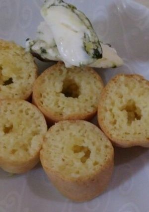 ローキーでパンケーキのアイスクリーム添え-レシピのメイン写真
