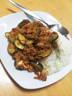 ズッキーニのマヨトマト炒め-レシピのメイン写真
