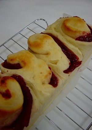 いちごジャムパン-レシピのメイン写真