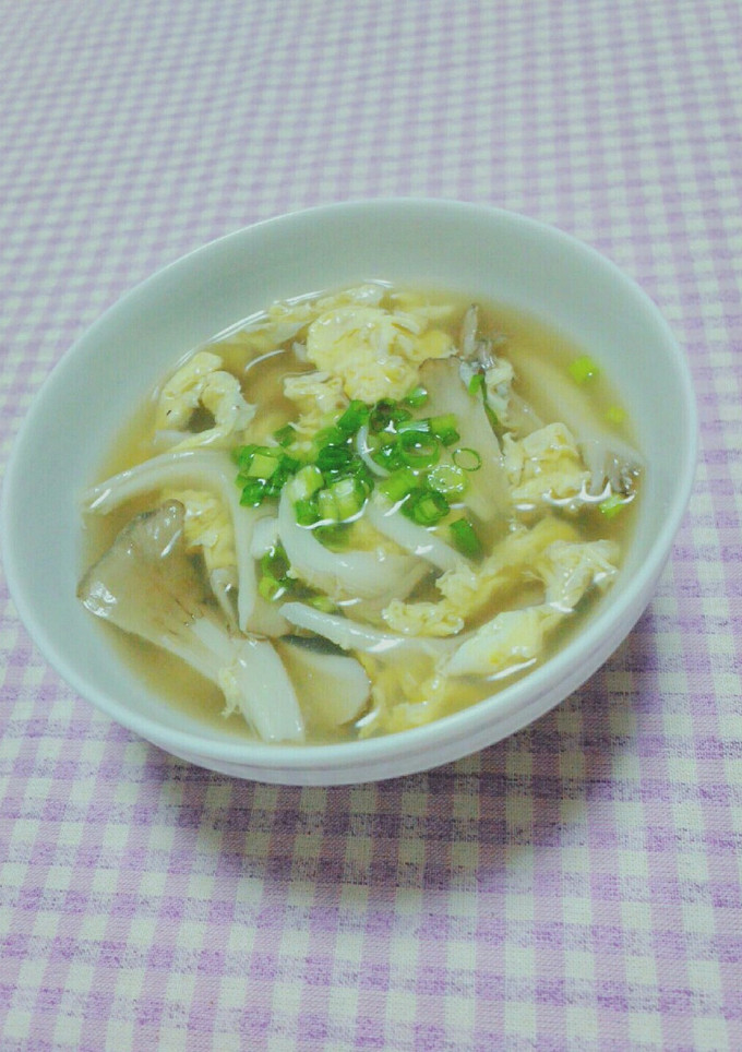 さらっと美味しい♪舞茸と卵のスープ-レシピのメイン写真