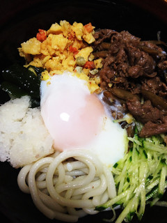 温玉のせ牛ゴボウの冷やしうどん-レシピのメイン写真