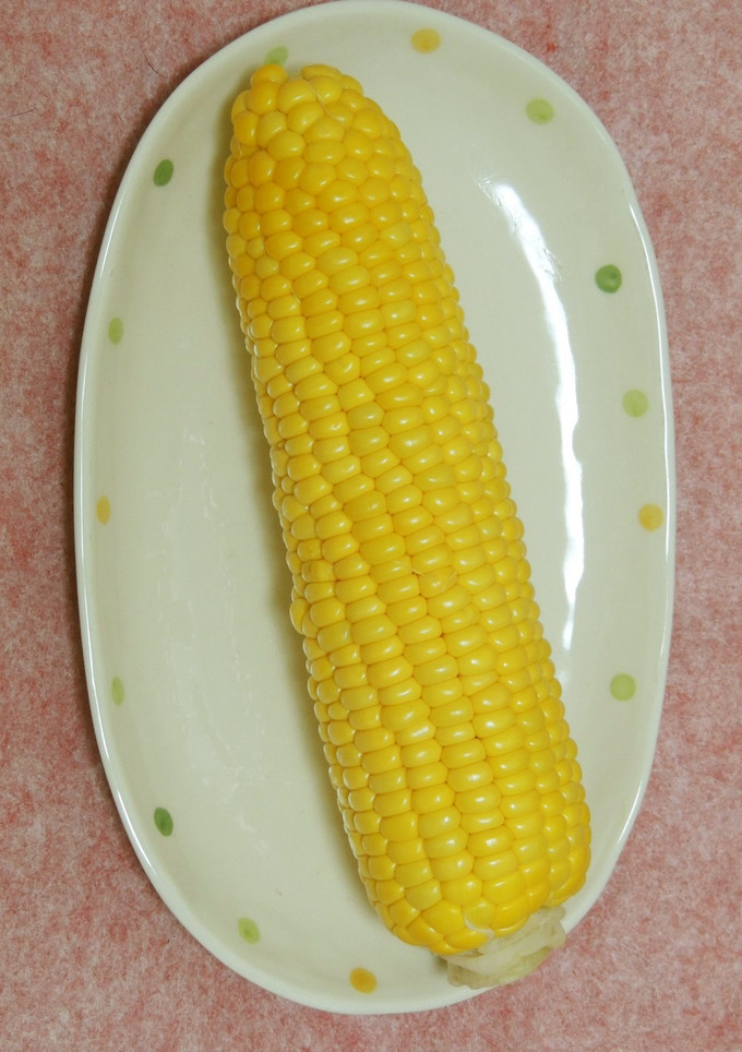 レンジでとうもろこし：ゆで方　超簡単だよ-レシピのメイン写真