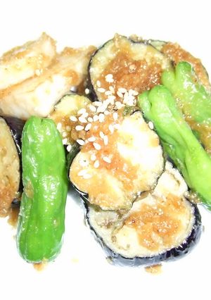 茄子とシシトウの唐揚げ胡麻味噌和え-レシピのメイン写真