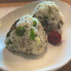 夏を乗り切る！枝豆と茗荷の塩昆布おにぎり-レシピのメイン写真