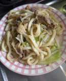 とっても簡単★野菜と牛こま肉の焼きうどん