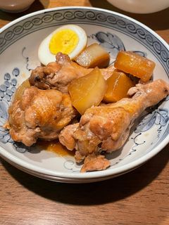 材料入れてスイッチピ手羽元の炊飯器煮込み-レシピのメイン写真