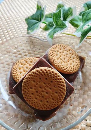 豆腐でヘルシー♪チョコアイスのビスケットサンド!-レシピのメイン写真