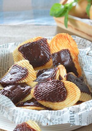 スライス生チョコで簡単！ポテチ・チョコ-レシピのメイン写真