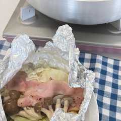 รูปของ カセットコンロでキャベツのチーズホイル焼き