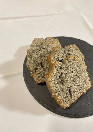 強力粉の黒胡麻パウンドケーキ-レシピのメイン写真