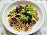 簡単今日の夕飯！小松菜木耳もやし挽肉炒め