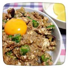 รูปของ 鯖の味噌煮缶deなめろう丼〜冷汁ご飯