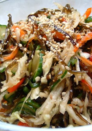 お酢でサッパリ♪野菜の塩昆布和え-レシピのメイン写真