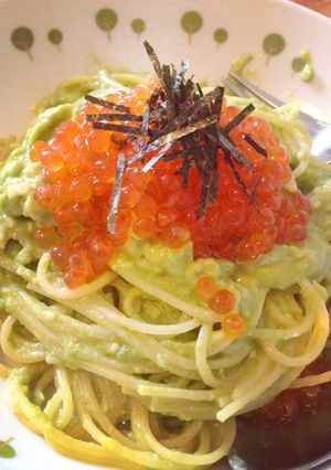 アボカドクリームパスタいくらのせ-レシピのメイン写真
