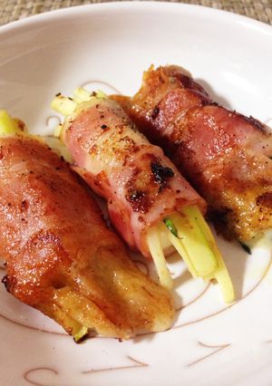 お弁当に☆ベーコンでズッキーニチーズ巻き-レシピのメイン写真