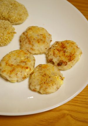 離乳食*完了期『おかかとチーズのお焼き』-レシピのメイン写真