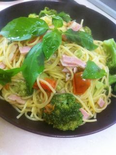 バジルとトマトブロッコリーの冷製パスタ-レシピのメイン写真